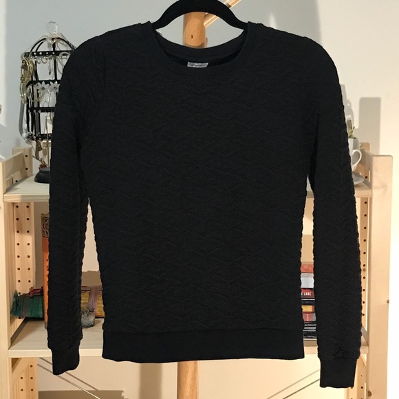 Textured Black Sweatshirt (S) - Picture 1 of 2